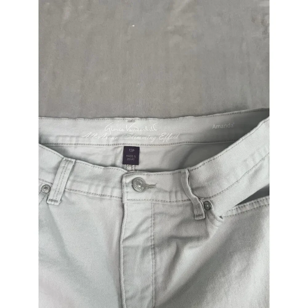 Gloria Vanderbilt Jeans,‎ Women's Size 10P Petite, Grey Tan, Amanda, Capri
